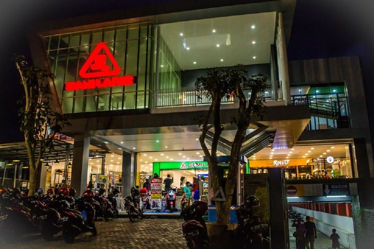 PURIMART: Jantung Belanja Cilacap yang Tak Pernah Pudar